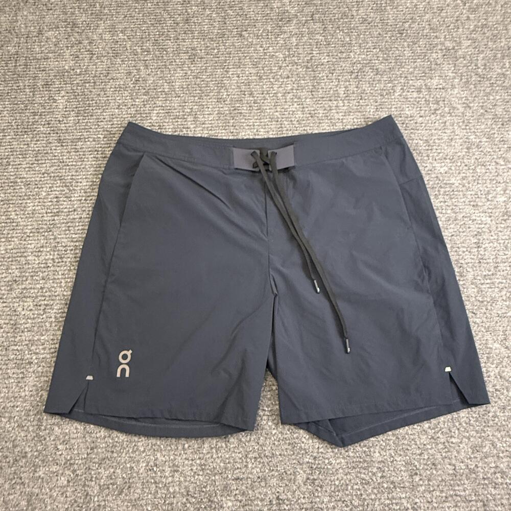 On Cloud Shorts Mens XL Navy Performance Hybrid Running Zip Pocket